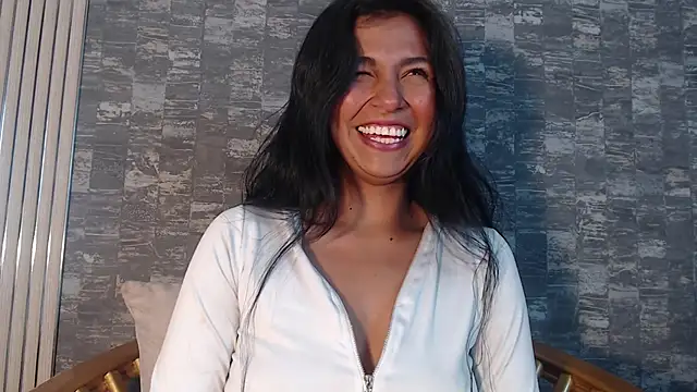 Keila Fg online show from October 2, 7:43 pm