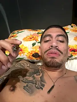 busnfatnutsLildee online show from December 14, 6:19 am