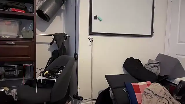 jasoncali305 online show from November 9, 9:24 pm