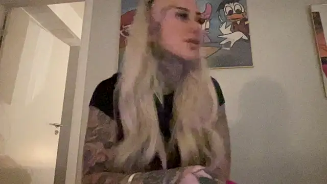 Snapshot of paulinaalatalo chatting on January 18, 8:12 pm paulinaalatalo online show from January 18, 8:12 pm