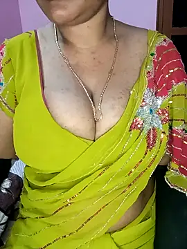 Snapshot of KannadaTamilTeluguBeauty chatting on January 8, 7:49 pm KannadaTamilTeluguBeauty online show from January 8, 7:49 pm