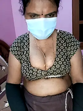 Snapshot of KannadaTamilTeluguBeauty chatting on January 17, 8:01 pm KannadaTamilTeluguBeauty online show from January 17, 8:01 pm