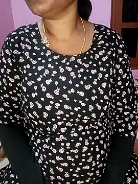 Snapshot of KannadaTamilTeluguBeauty chatting on February 10, 2:21 pm KannadaTamilTeluguBeauty online show from February 10, 2:21 pm