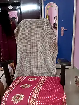 Snapshot of KannadaTamilTeluguBeauty chatting on February 11, 8:08 am KannadaTamilTeluguBeauty online show from February 11, 8:08 am