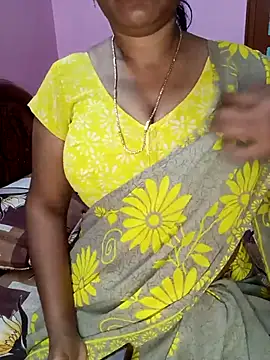 Snapshot of KannadaTamilTeluguBeauty chatting on February 20, 12:49 pm KannadaTamilTeluguBeauty online show from February 20, 12:49 pm