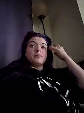 Snapshot of powhatanqueen chatting on October 10, 4:06 pm powhatanqueen online show from October 10, 4:06 pm