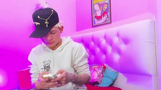 EL VENEZOLANO 22CM online show from December 15, 7:12 am