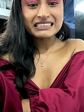 Michelle Narvaez online show from December 21, 3:13 am