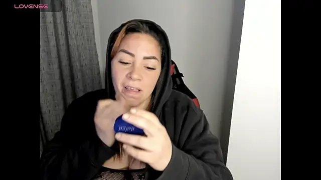 alexiaystive3 online show from October 5, 9:40 am