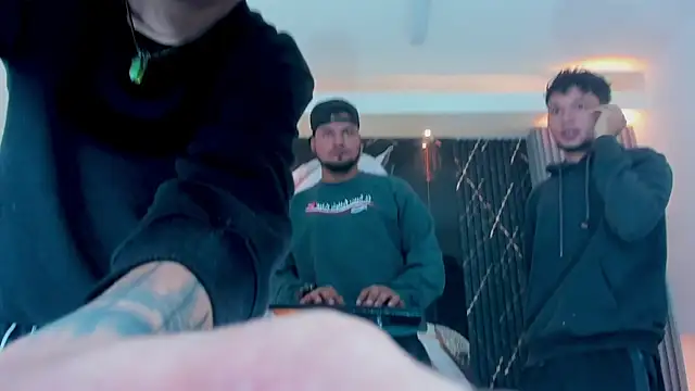 Snapshot of Iam_Steven chatting on October 10, 12:37 pm Iam Steven online show from October 10, 12:37 pm