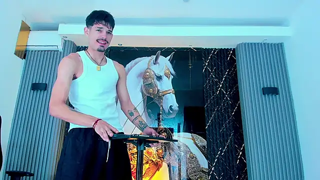 Snapshot of Iam_Steven chatting on October 17, 12:52 pm Iam Steven online show from October 17, 12:52 pm