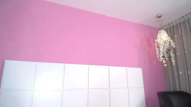 Aliciabloom online show from September 24, 12:41 pm