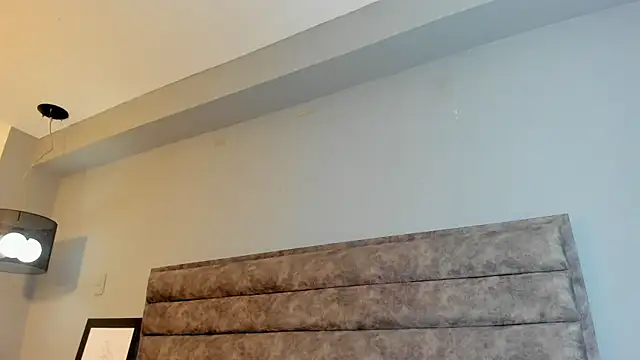 Aliciabloom online show from November 5, 12:27 pm