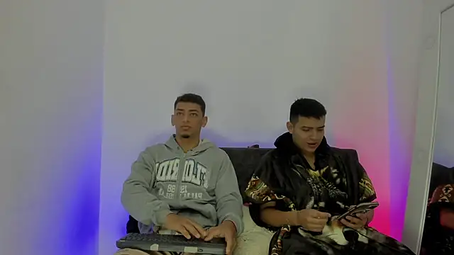 maykel and mike online show from October 16, 10:16 am