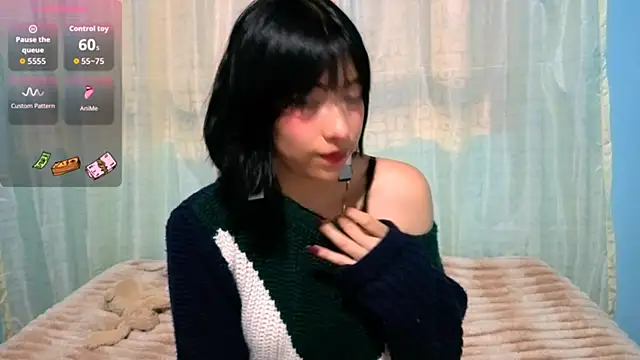 Snapshot of Sullyoonn chatting on January 14, 12:49 am Sullyoonn online show from January 14, 12:49 am