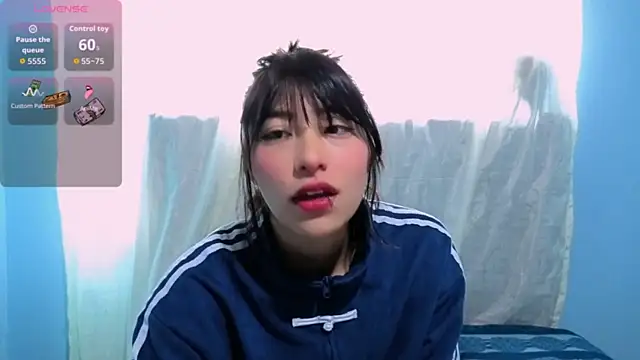 Sullyoonn online show from March 9, 12:42 pm