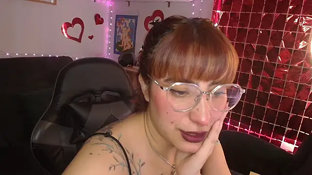 Miacatsito3 online show from May 24, 9:53 pm