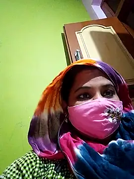 TAMI KAYAL online show from November 3, 4:19 pm