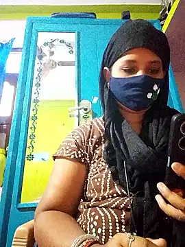 TAMI KAYAL online show from November 14, 6:01 am