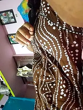 TAMI KAYAL online show from November 14, 9:24 pm