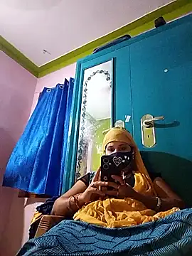 TAMI KAYAL online show from November 16, 5:18 pm