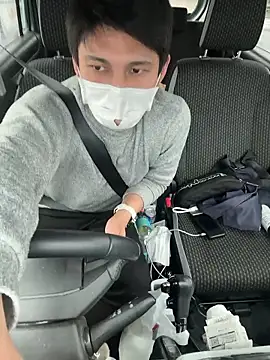 Snapshot of NICE-SEXY chatting on April 2, 1:14 am NICE-SEXY online show from April 2, 1:14 am