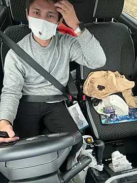 Snapshot of NICE-SEXY chatting on April 4, 2:43 am NICE-SEXY online show from April 4, 2:43 am