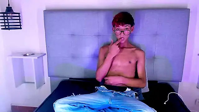 Billie Turner  online show from September 19, 9:37 pm