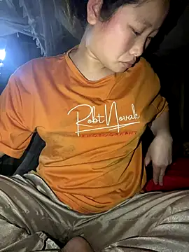 Van xx online show from December 20, 2:13 pm