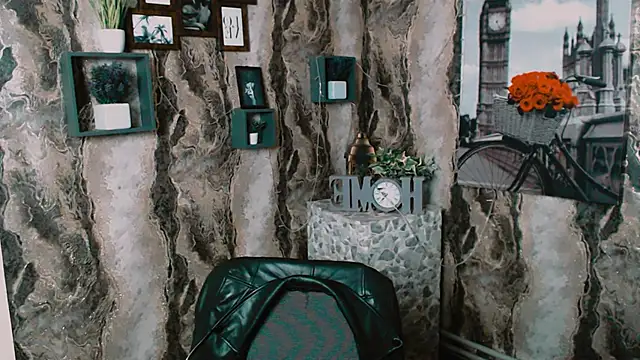 EmmaCat  online show from September 24, 4:27 am