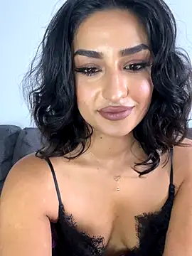 Mia spicyy online show from November 10, 9:52 am