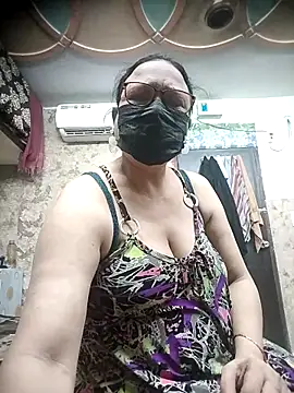 thehotlady online show from October 4, 9:29 am