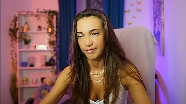 Alexis Love  online show from February 15, 7:10 pm