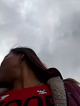 LaraCaliente online show from January 8, 9:17 pm