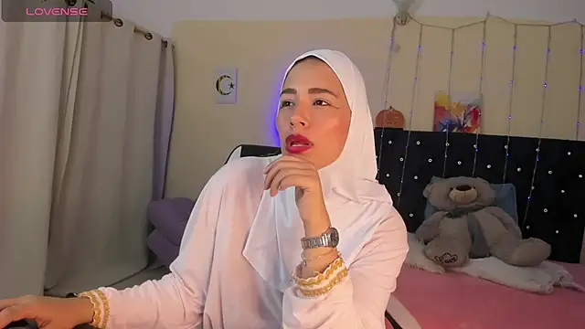 ShanaJamil online show from April 15, 12:12 pm