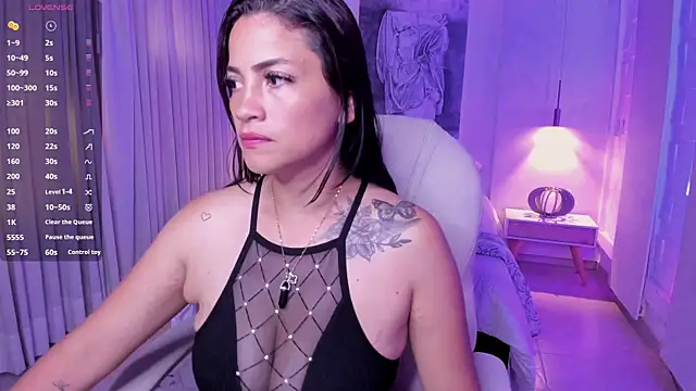 Megann Williamss online show from March 24, 7:30 pm