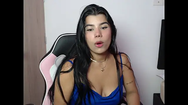 Snapshot of MayaScott11 chatting on September 13, 1:00 pm MayaScott11 online show from September 13, 1:00 pm