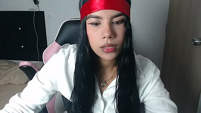 MayaScott11 online show from November 23, 7:13 pm