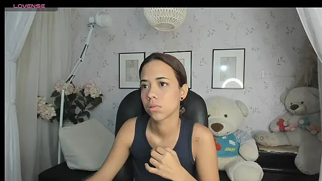 Anntonellaa online show from November 22, 12:15 pm