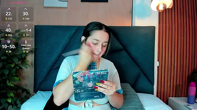 VictoriaHarriss online show from December 18, 12:33 pm