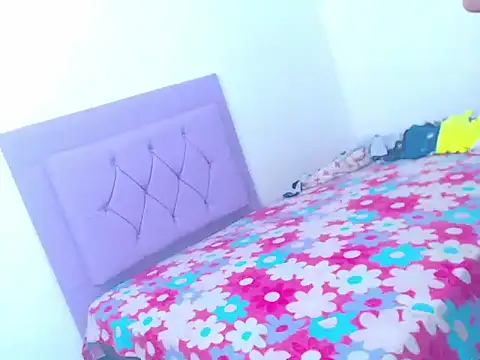 whitneytt online show from November 28, 6:49 am