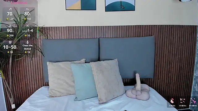 EmillyHarper  online show from September 24, 3:43 am