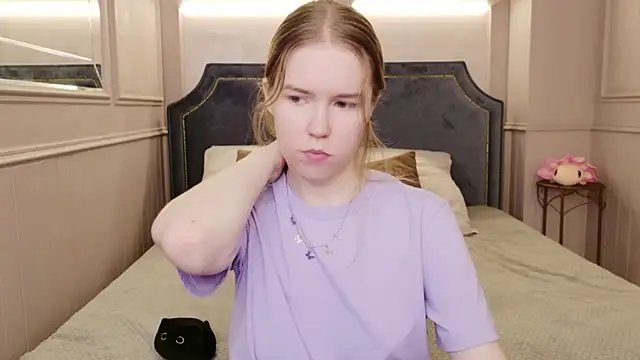 Alida Brice online show from November 14, 5:50 am