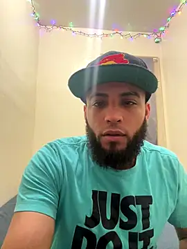 LeoPR00 online show from December 20, 4:19 am