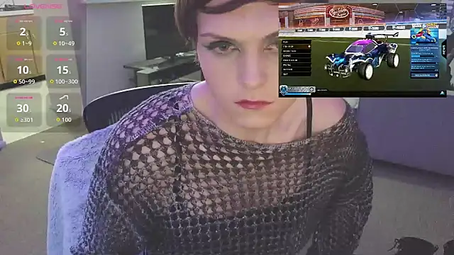 Snapshot of EnbyGamerChick chatting on September 28, 4:29 am EnbyGamerChick online show from September 28, 4:29 am