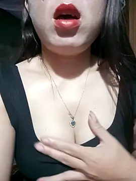 Snapshot of Luna-ass chatting on September 23, 12:24 am Luna-ass online show from September 23, 12:24 am