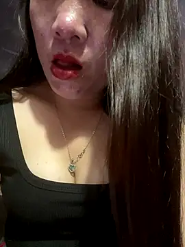 Snapshot of Luna-ass chatting on October 9, 1:42 pm Luna-ass online show from October 9, 1:42 pm