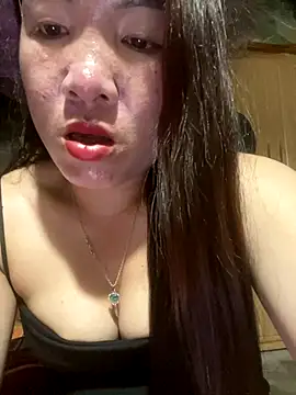 Snapshot of Luna-ass chatting on October 13, 1:44 pm Luna-ass online show from October 13, 1:44 pm