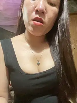 Snapshot of Luna-ass chatting on October 16, 12:55 am Luna-ass online show from October 16, 12:55 am