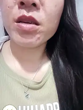 Snapshot of Luna-ass chatting on October 17, 1:35 pm Luna-ass online show from October 17, 1:35 pm